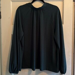 H&M Deep Green Textured Top